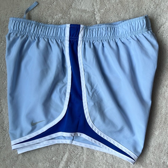 Nike Tempo Blue Running Shorts Women Size Medium - Picture 3 of 11
